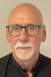 Author Peter Hyson