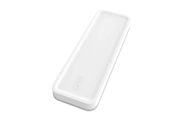 White rectangular object with the word "Cair"